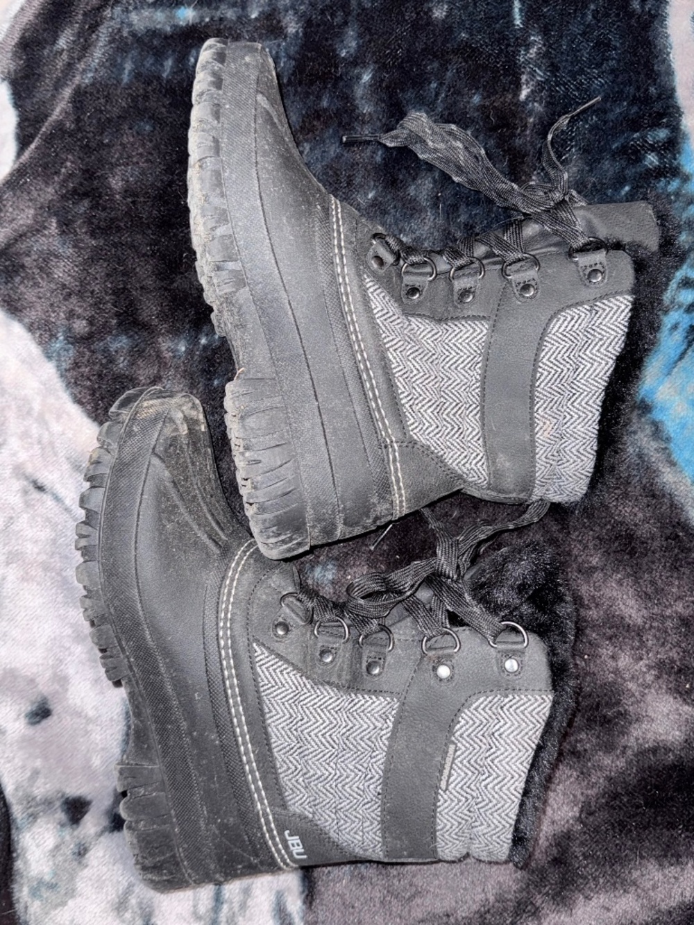 Gently-Used JBU Casey Waterproof Boots